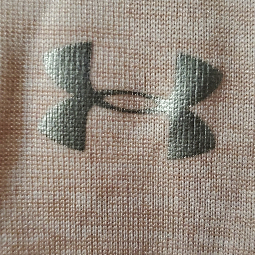 UA tank top